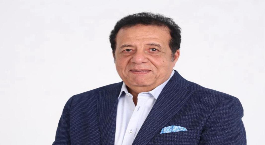 الدكتور عاطف عبد اللطيف