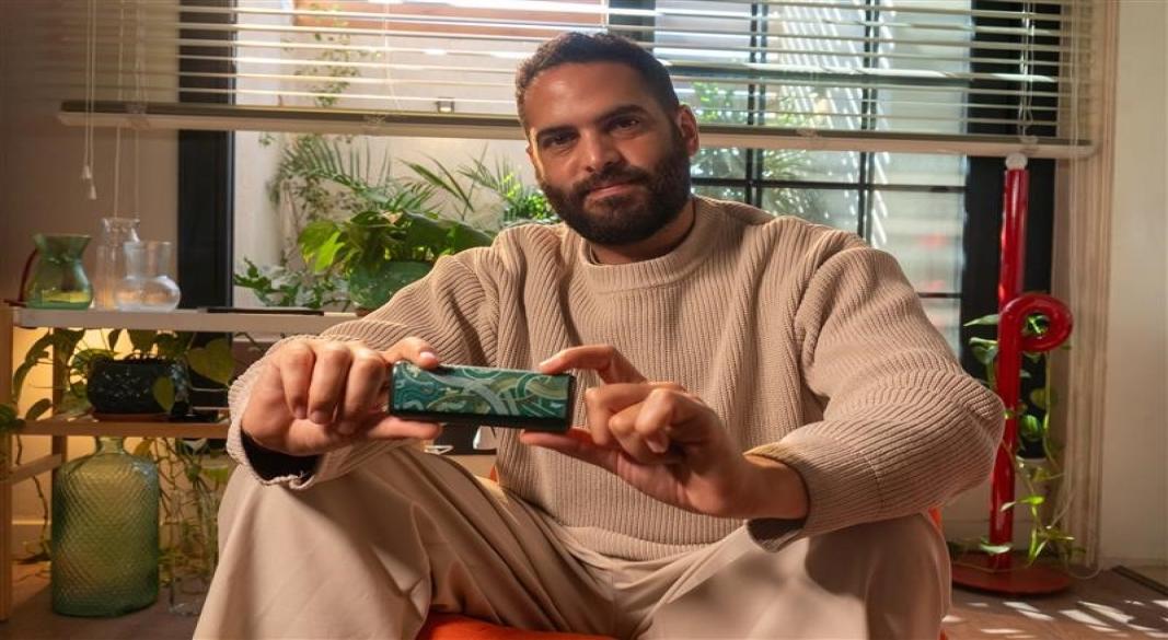 IQOS تتعاون مع الفنان المصري محمد طلايع