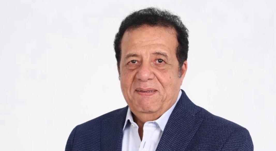 الدكتور عاطف عبد اللطيف