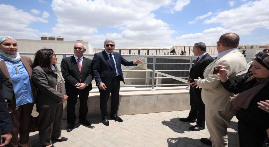 المتحف المصري الكبير